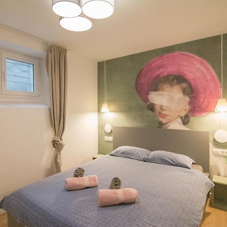 Romiru Rooms And Studio Apartment Split Extérieur photo